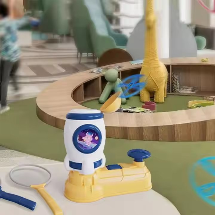 ROCKET FLYING DISK LAUNCHER GAME