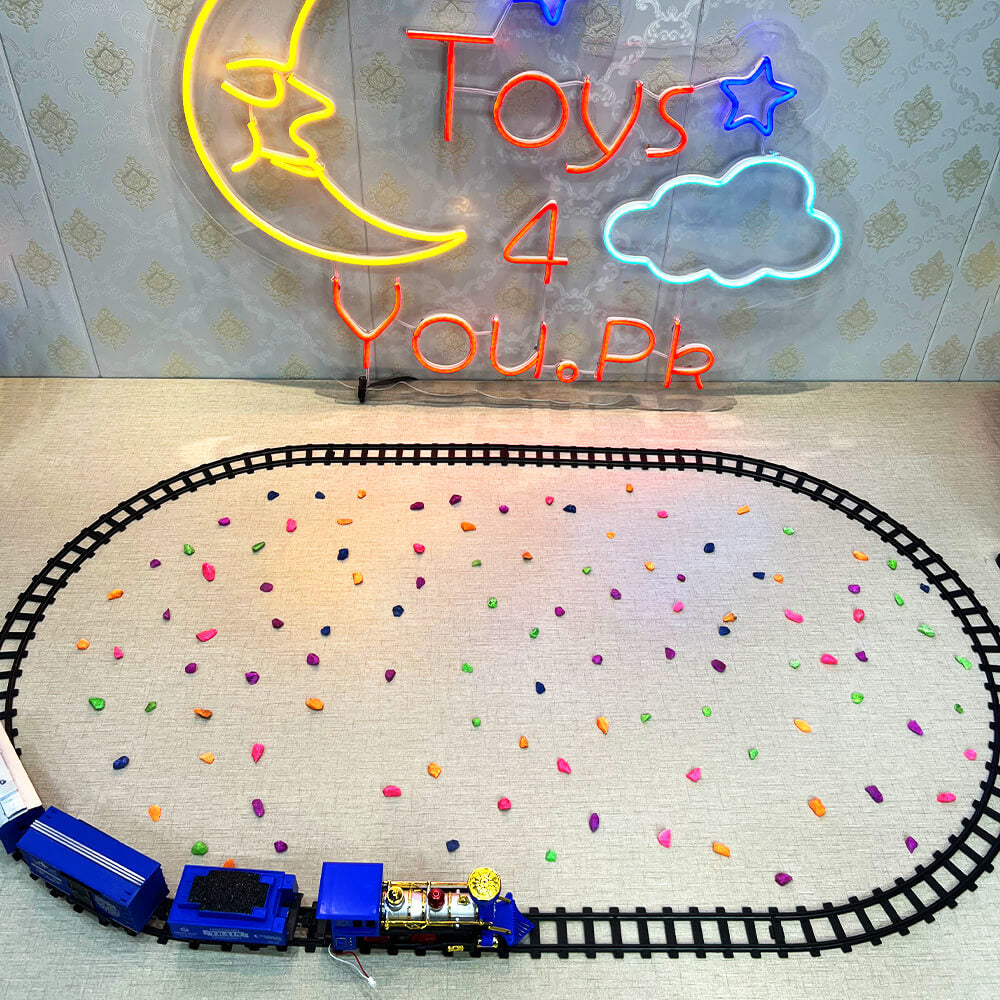 CLASSIC MUSICAL SMOKE TRAIN - 14 PCS