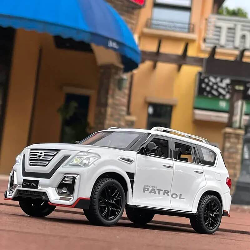 NISSAN PATROL MINIATURE OFF-ROAD ALLOY DIECAST MODEL