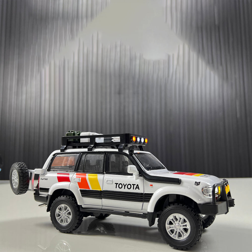 1:24 TOYOTA LAND CRUISER LC80 ALLOY DIECAST MODEL