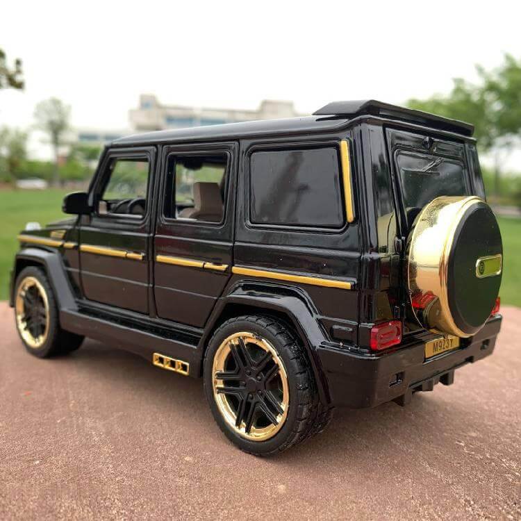 1:24 MERCEDES BENZ AMG G65 OFF-ROAD SUV ALLOY DIECAST MODEL