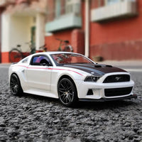 Thumbnail for MAISTO 1:24 FORD MUSTANG GT STREET RACER 2014 DIECAST MODEL