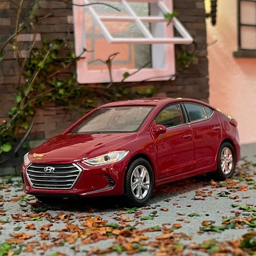 1:32 HYUNDAI ELANTRA ALLOY DIECAST MODEL