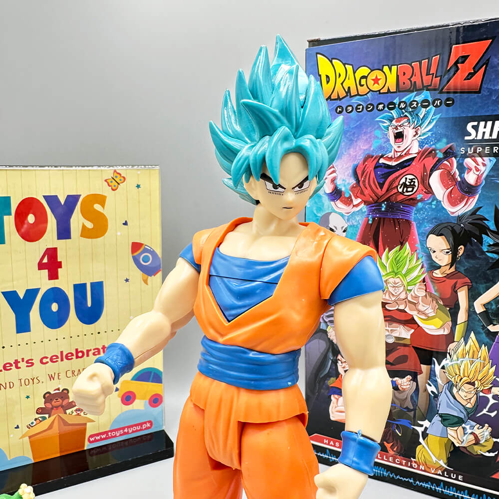 DRAGON BALL Z SUPER SAIYAN GOKU FIGURE SET