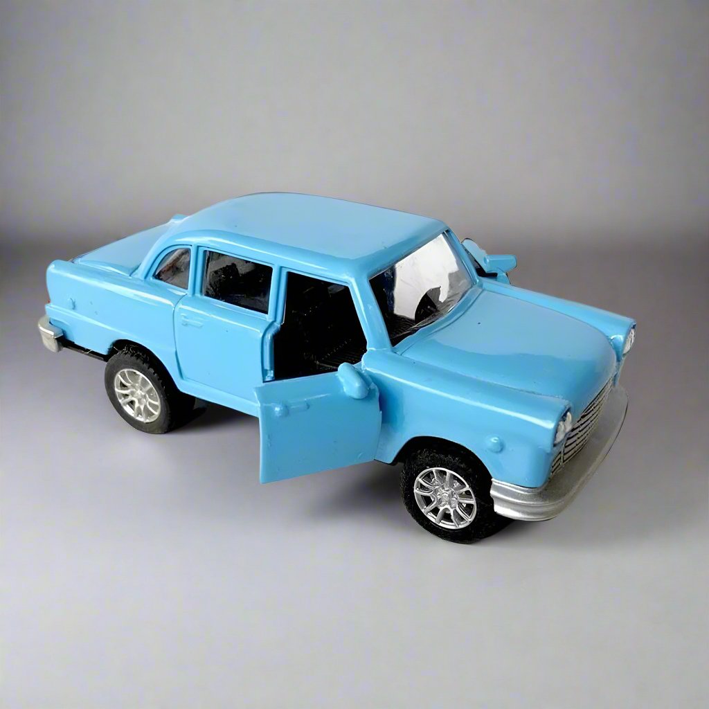 1 :32 PULL BACK ALLOY DIECAST MODEL