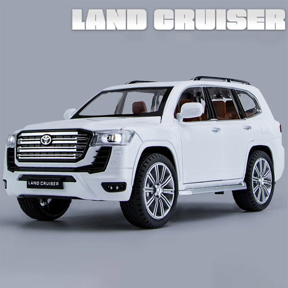 1:28 TOYOTA LAND CRUISER LC300 ALLOY DIECAST MODEL