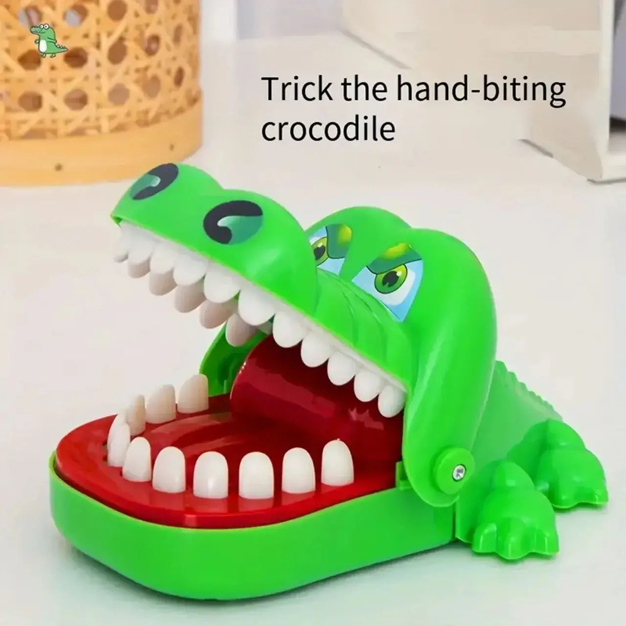 MINI CROCODILE BITING FINGER FUNNY GAME