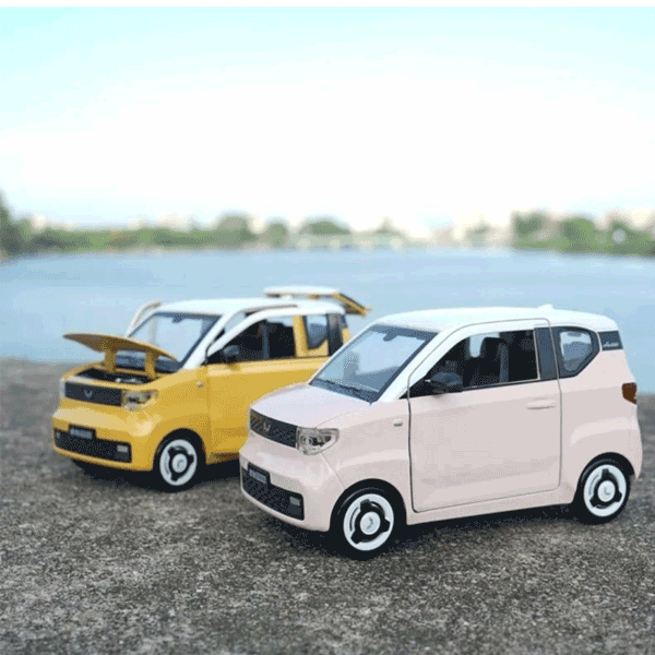 1:24 WULING MACARON MINI EV ALLOY DIECAST MODEL