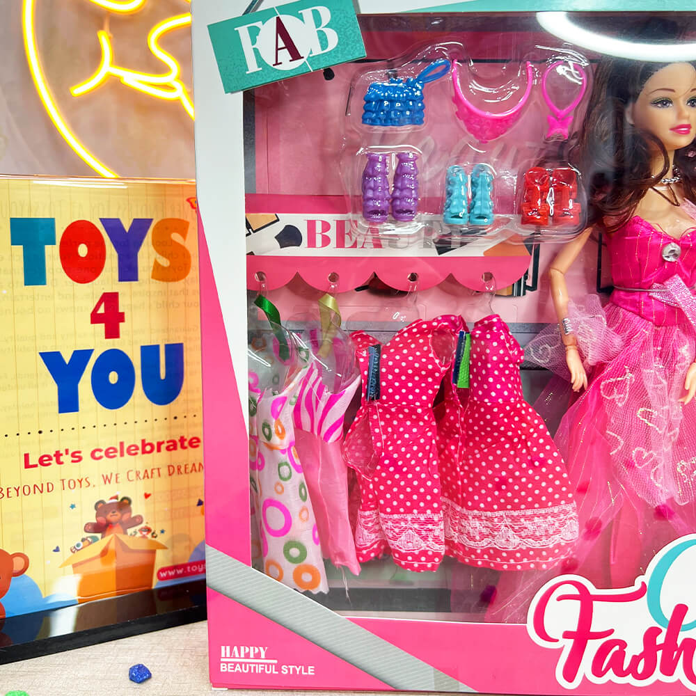 GIRLS BARBIE FASHION BEAUTY SET