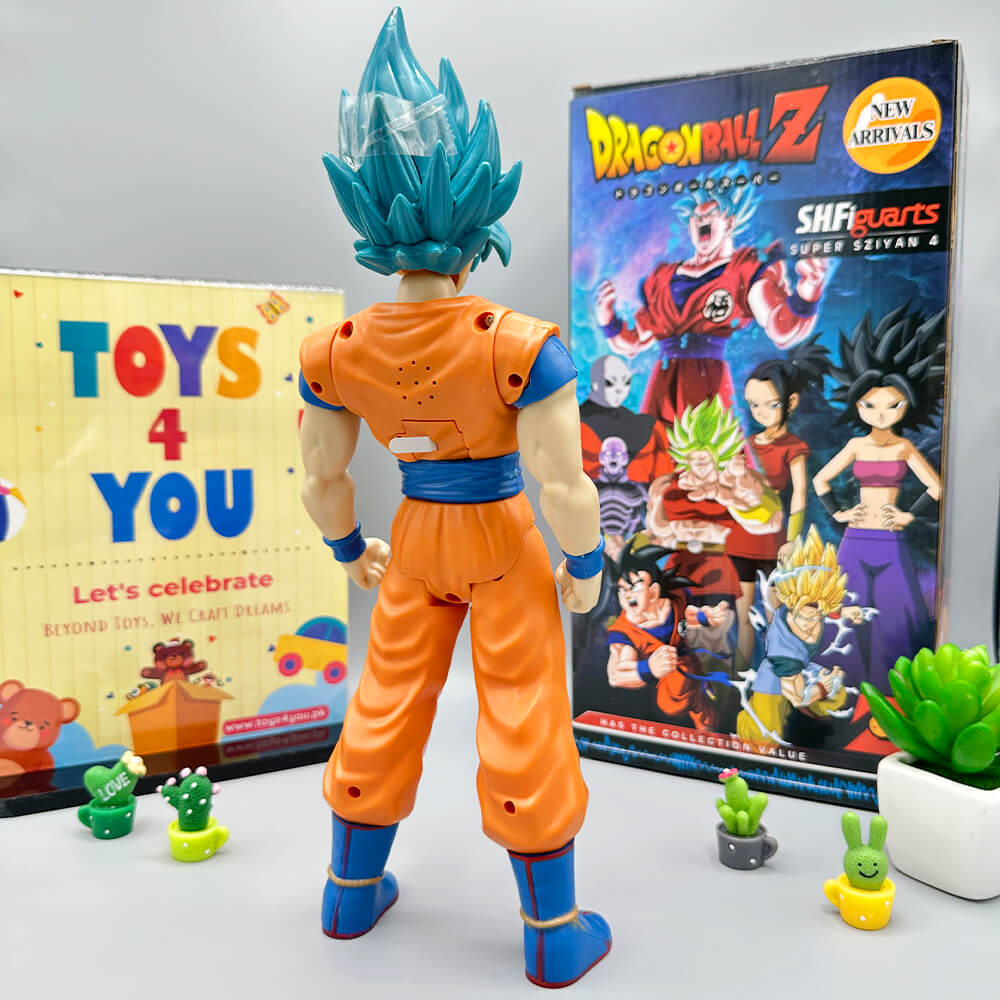 DRAGON BALL Z SUPER SAIYAN GOKU FIGURE SET