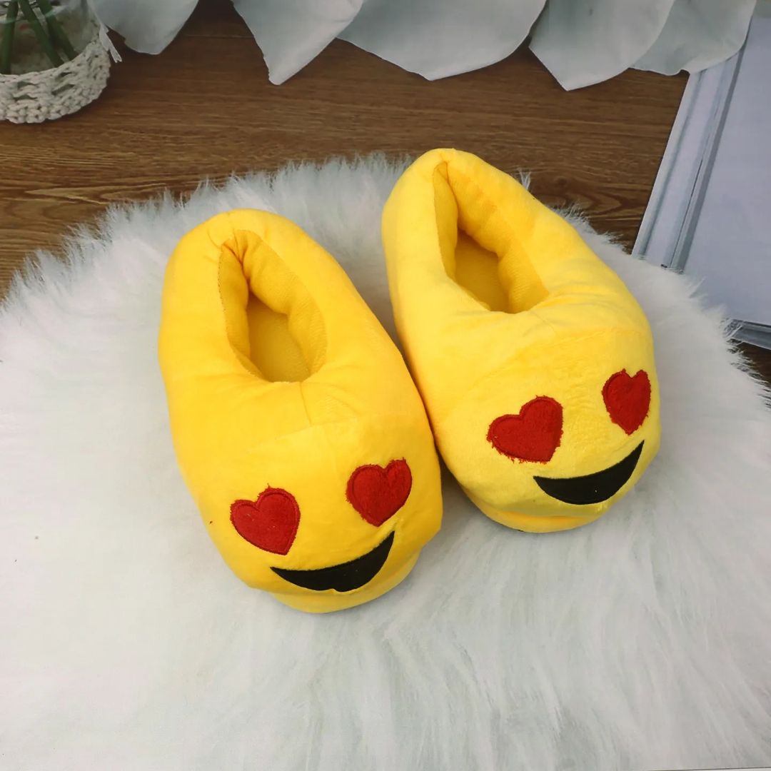 KISS EMOJI PLUSHY SLIPPERS