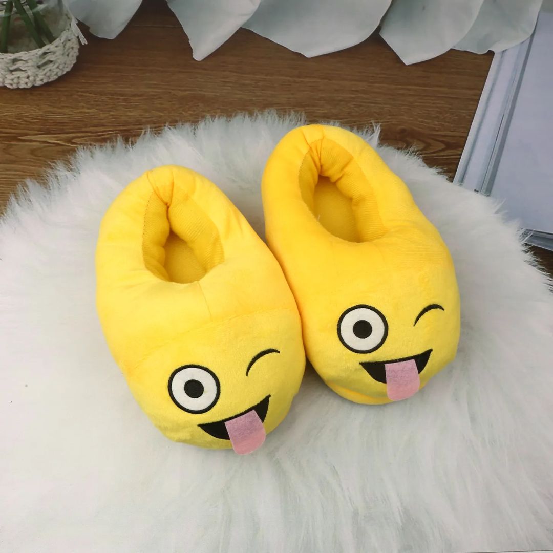 TONGUE EMOJI  PLUSHY SLIPPERS