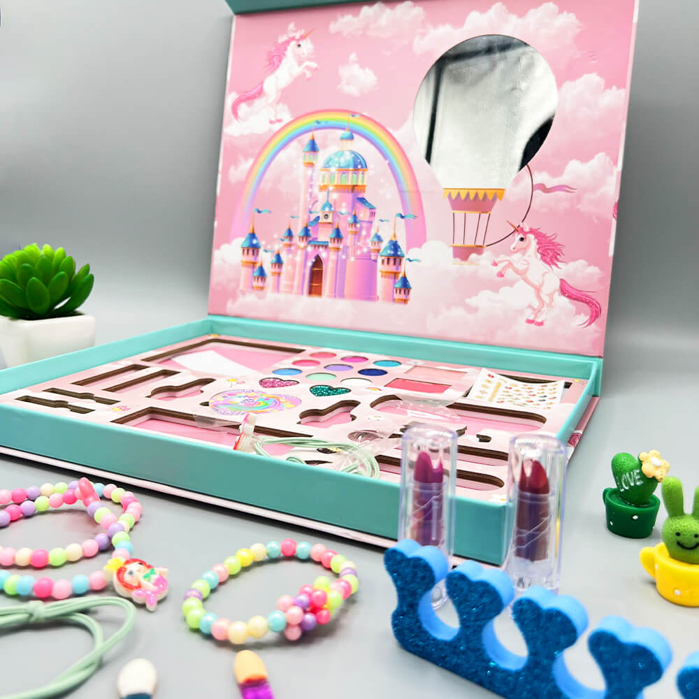 FANTASY CASTLE MAKEUP & JEWELLERY SET
