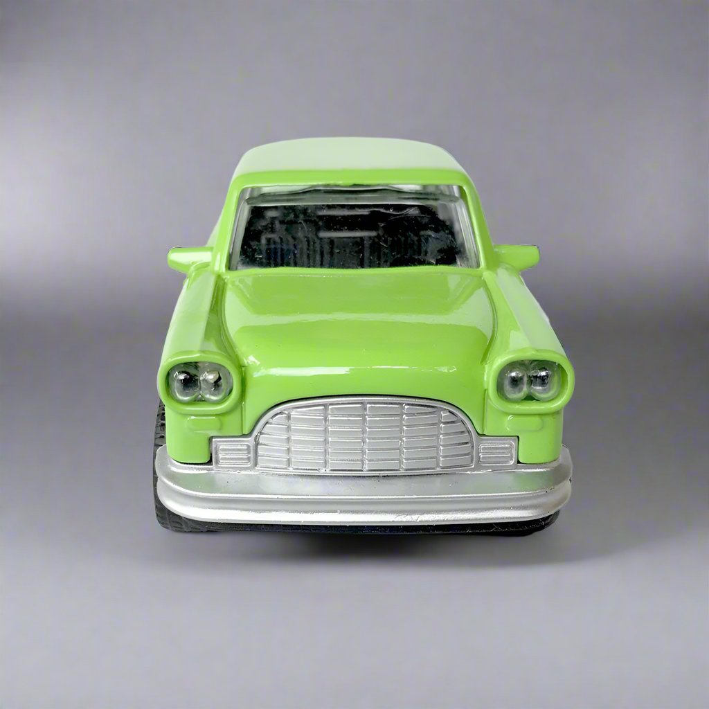 1 :32 PULL BACK ALLOY DIECAST MODEL