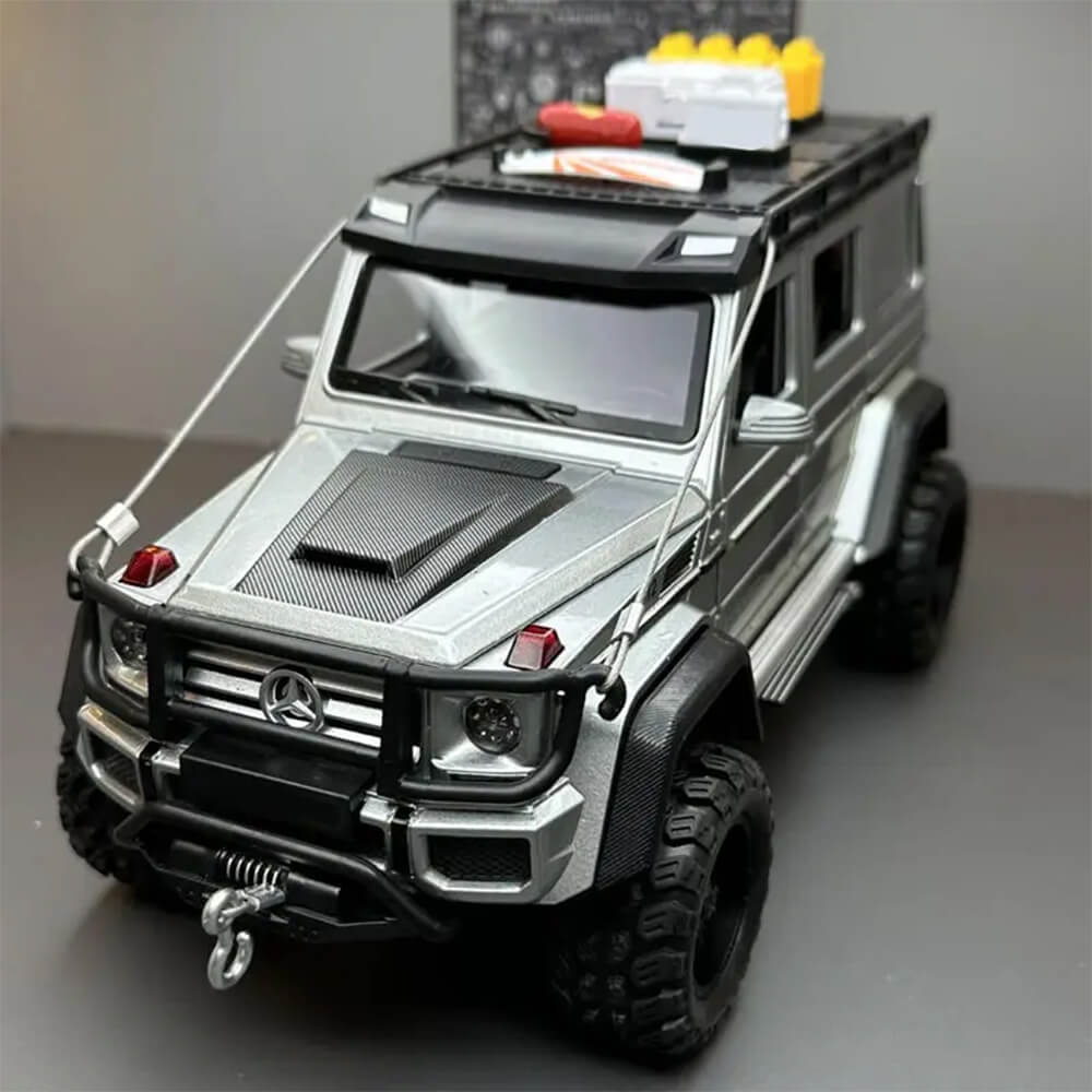 1:24 SCALE DIECAST MERCEDES-BENZ BRABUS G550-4X4