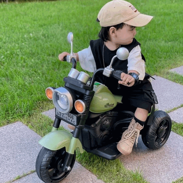 KIDS MINI HARLEY BATTERY OPERATED RIDE ON BIKE Toys4you.pk