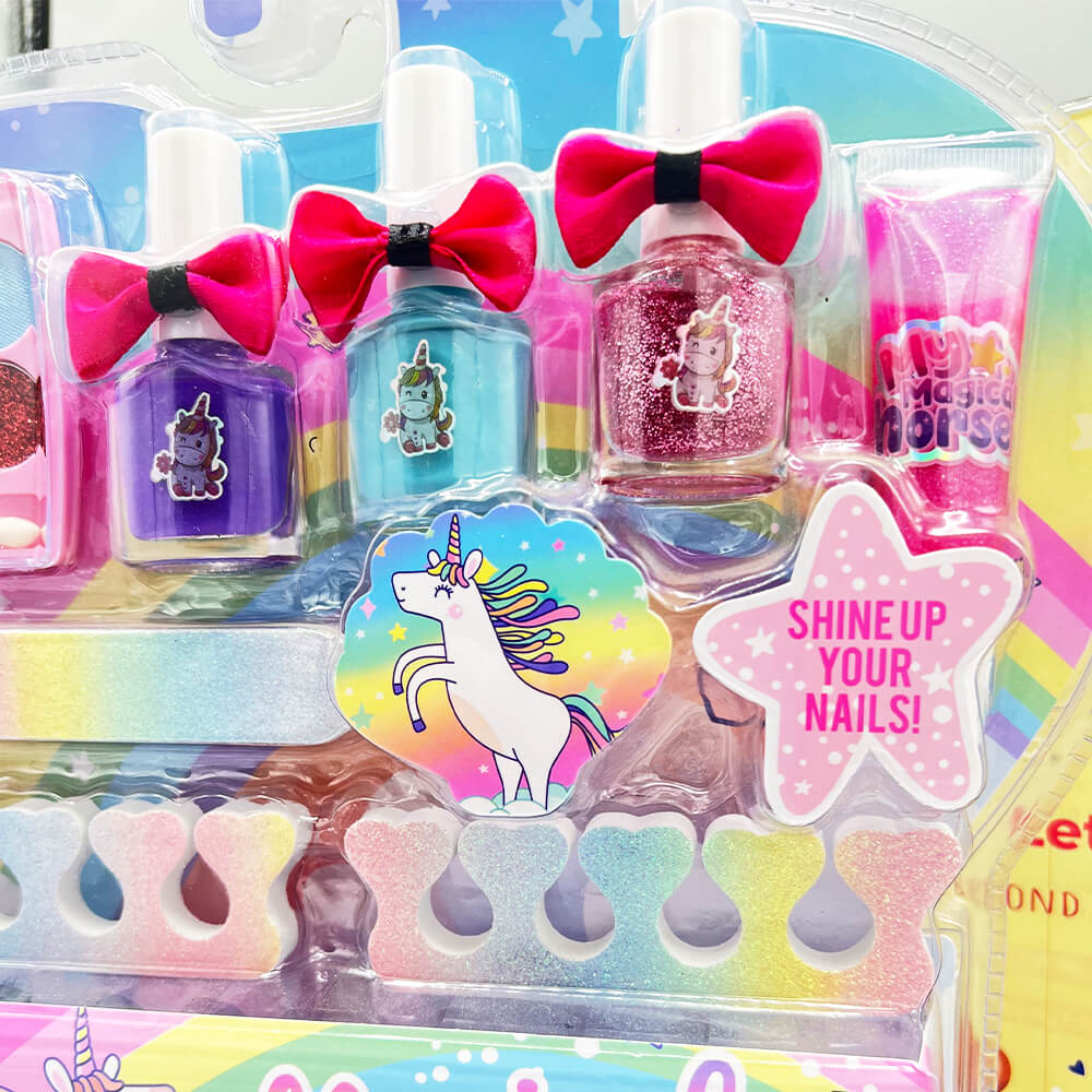 MAGICAL MAKEUP KIT PACK FOR GIRLS