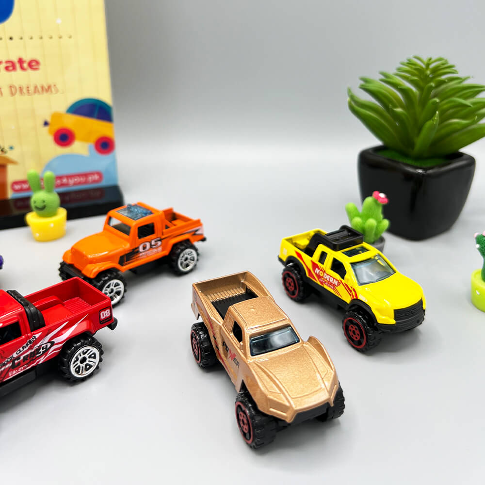 HOTWHEEL PACK OF 5 MINI MODEL CAR