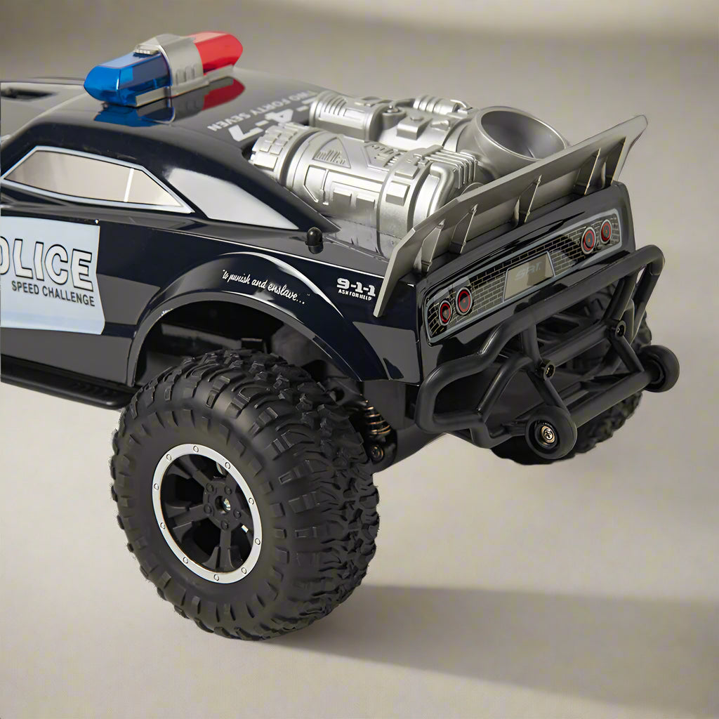 1:8 REMOTE CONTROL POLICE CAR WITH LIGHT