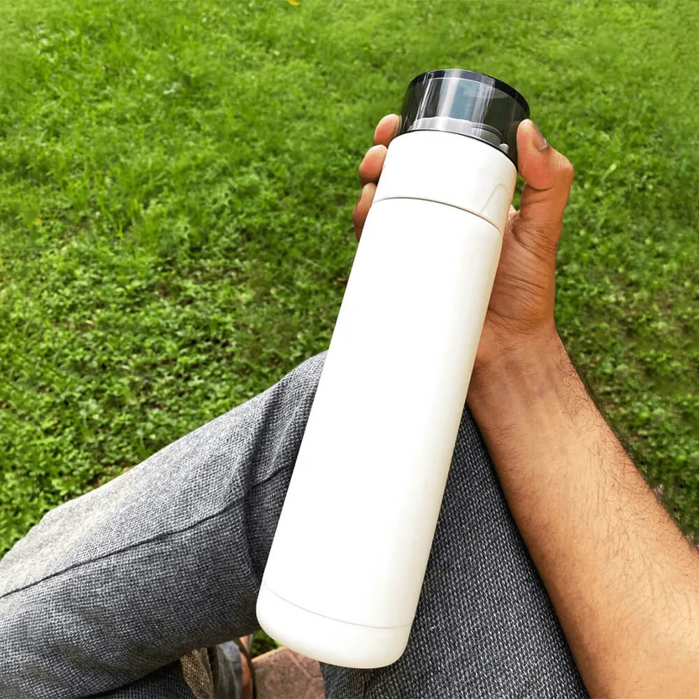 STAINLESS STEEL VACUUM INSULATED WATER BOTTLE WITH CUP