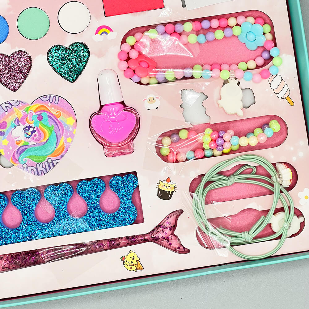 FANTASY CASTLE MAKEUP & JEWELLERY SET