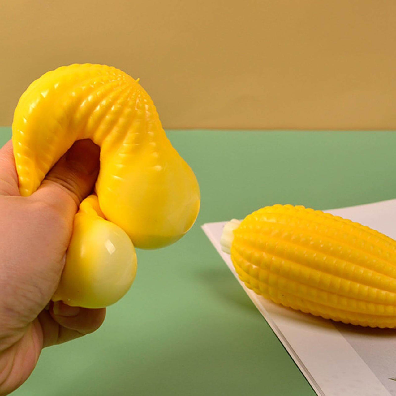 CORN SQUEEZE TOY