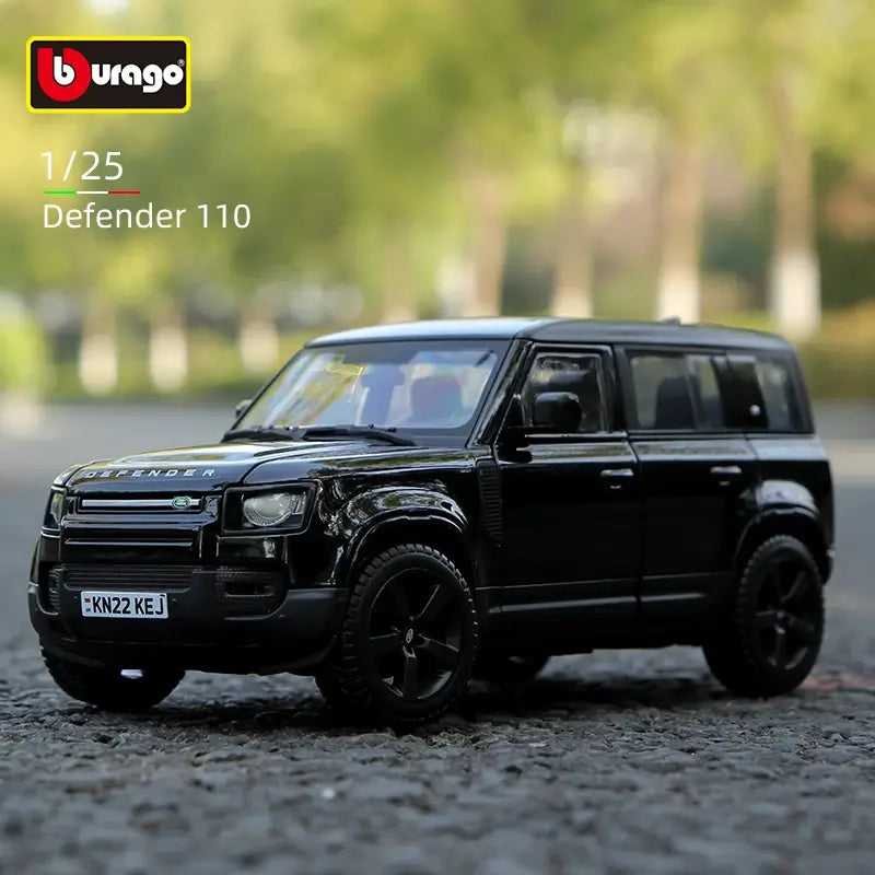 BURAGO 1:24 2022 LAND ROVER DEFENDER 110 DIECAST MODEL