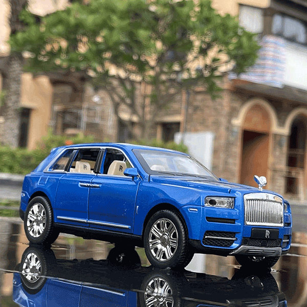 1:24 ROLLS ROYCE CULLINAN DIECAST MODEL