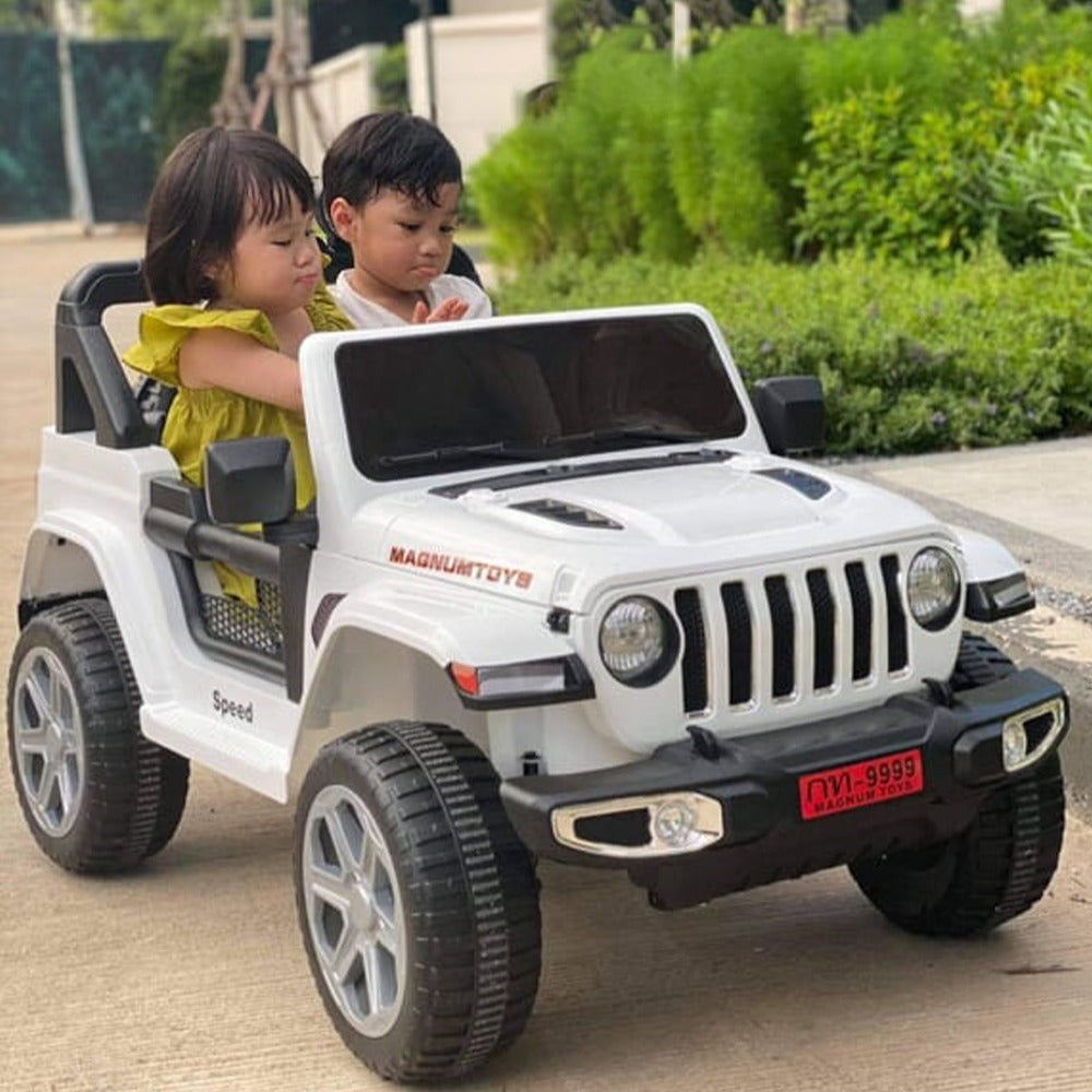 JEEP SAFARI   BATTERY OPRATED  KIDS RIDE ON JEEP