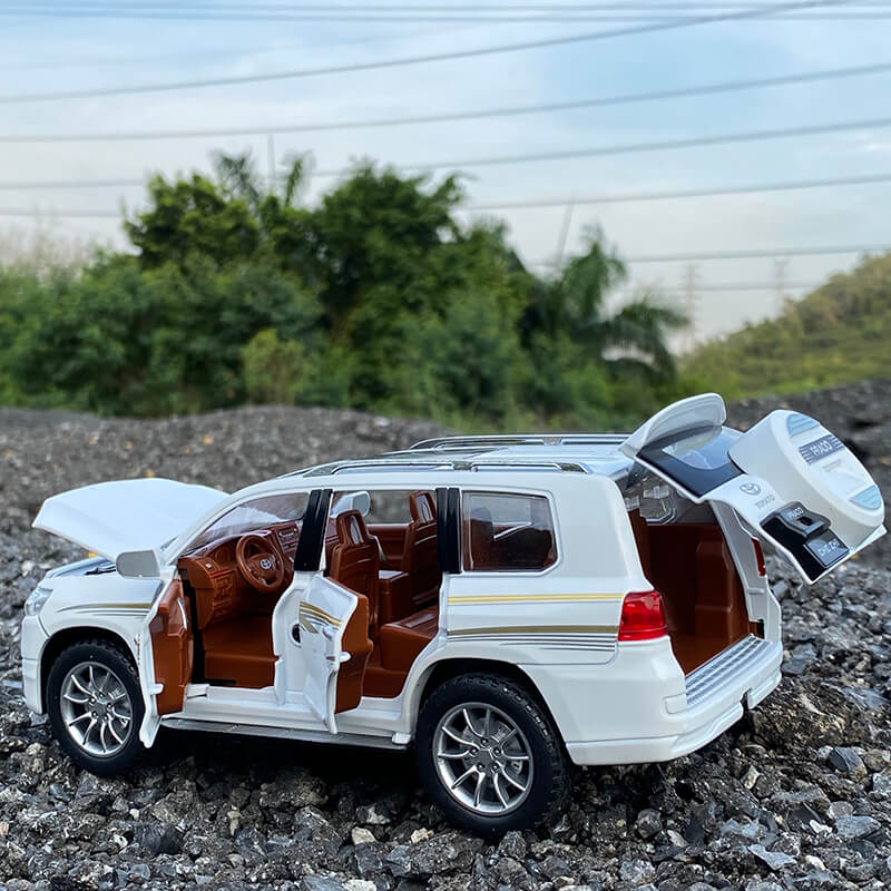 1:24 TOYOTA PRADO LAND CRUISER OFF-ROAD SUV ALLOY DIECAST MODEL