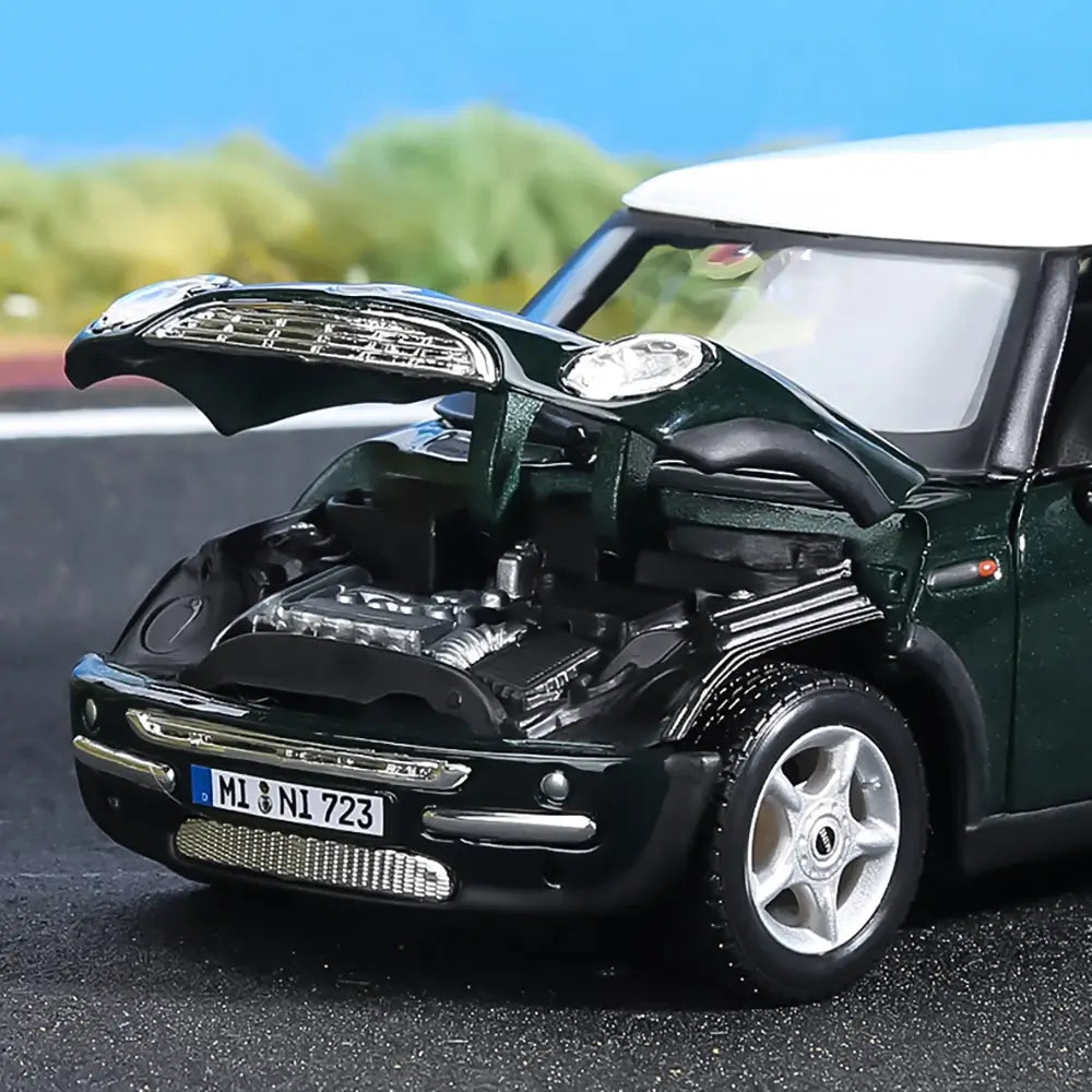 MAIISTO 1 :24 MINI COOPER BMW DIECAST MODEL