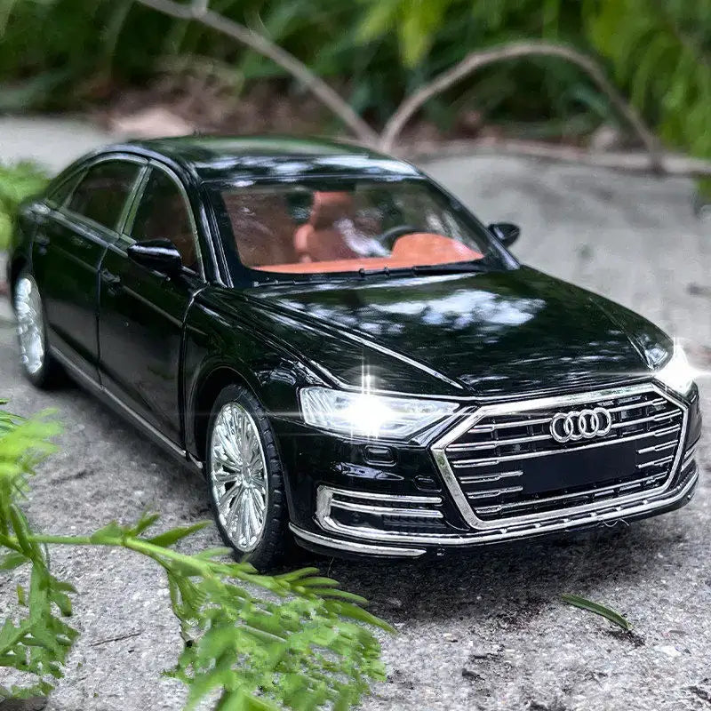 1:24 AUDI A8 ALLOY DIECAST MODEL