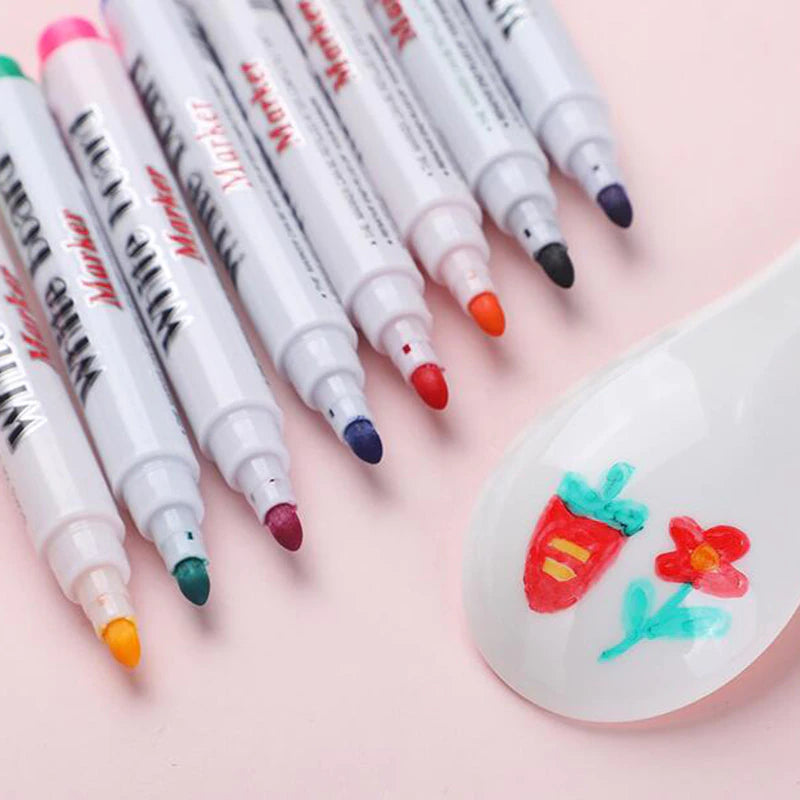 MAGICAL FLOATING PAINTING IN WATER WITH SPOON (8 PCS MARKER)