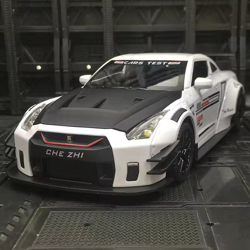 1:24 NISSAN GT-R35 ALLOY DIECAST MODEL