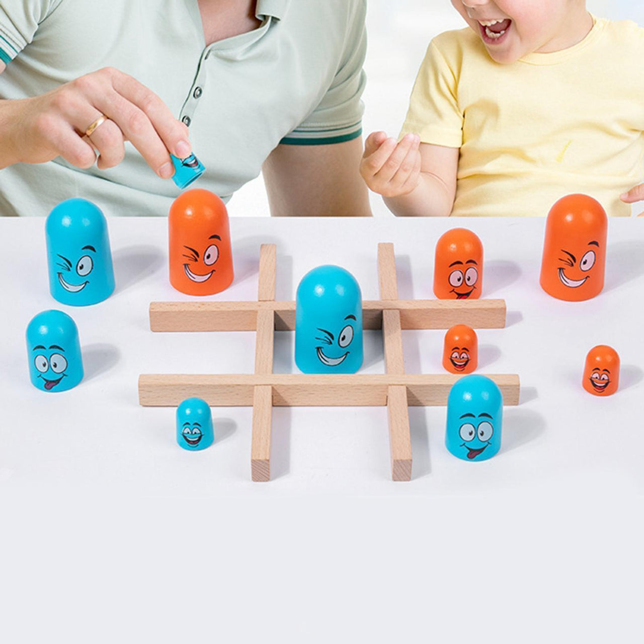 WOODEN EMOJI TIC TAC TOE TACHE BOARD GAME