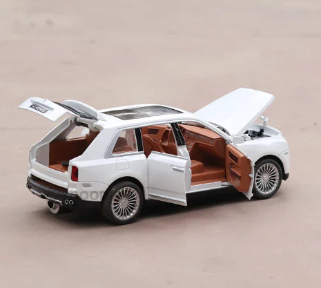 1:22 RC ROLLS ROYCE DIECAST CAR LIGHT AND SOUND WITH SMOKE EFFECT