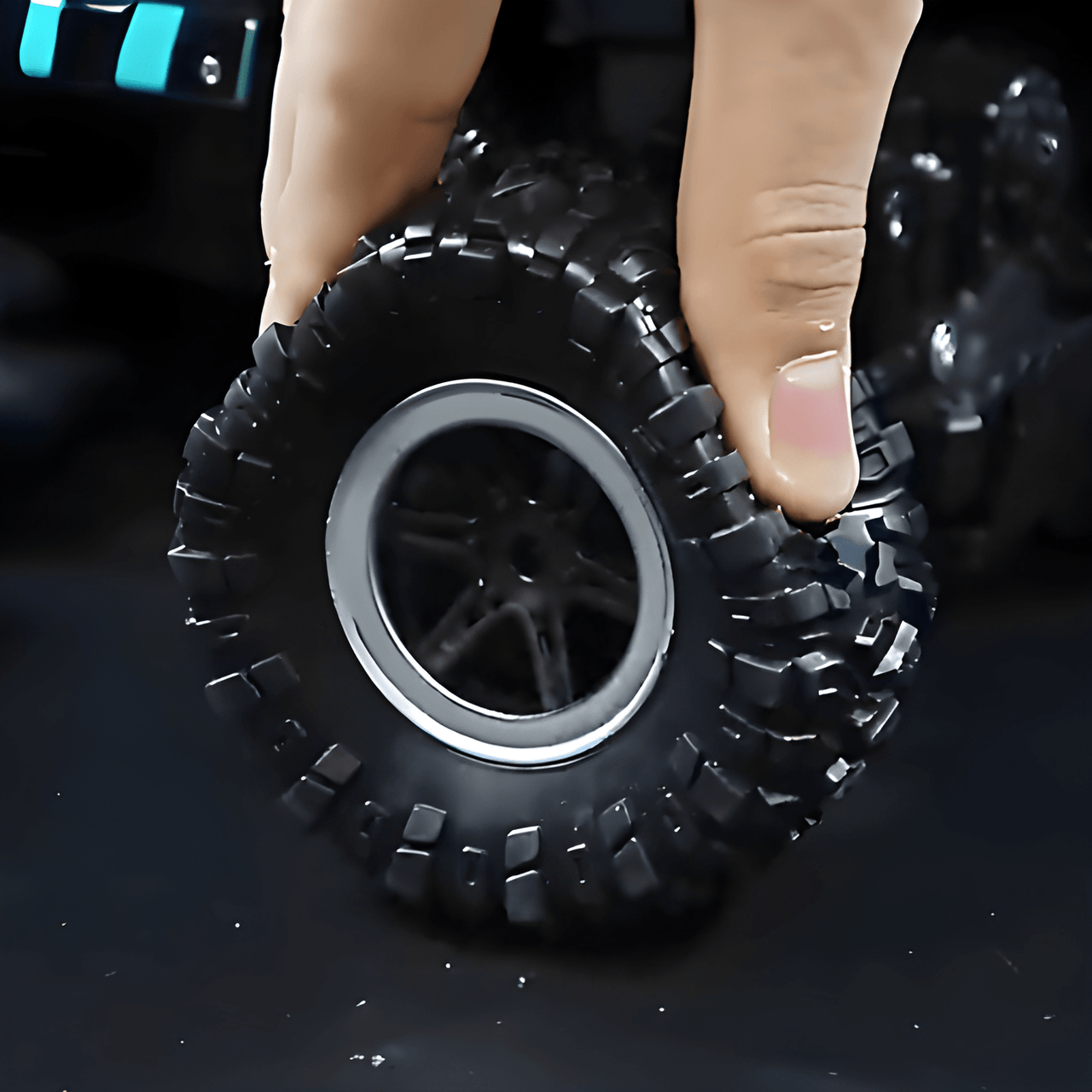 4WD R/C METAL HIGH-SPEED  OFF-ROAD JEEP