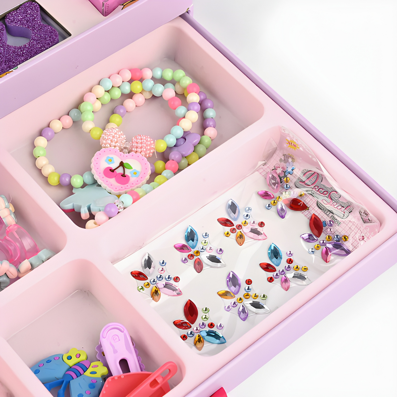 ADORABLE MAKEUP & JEWELRY SET FOR GIRLS