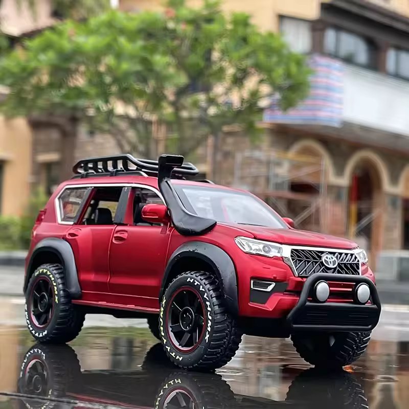 1:24 TOYOTA PRADO ALLOY DIECAST MODEL