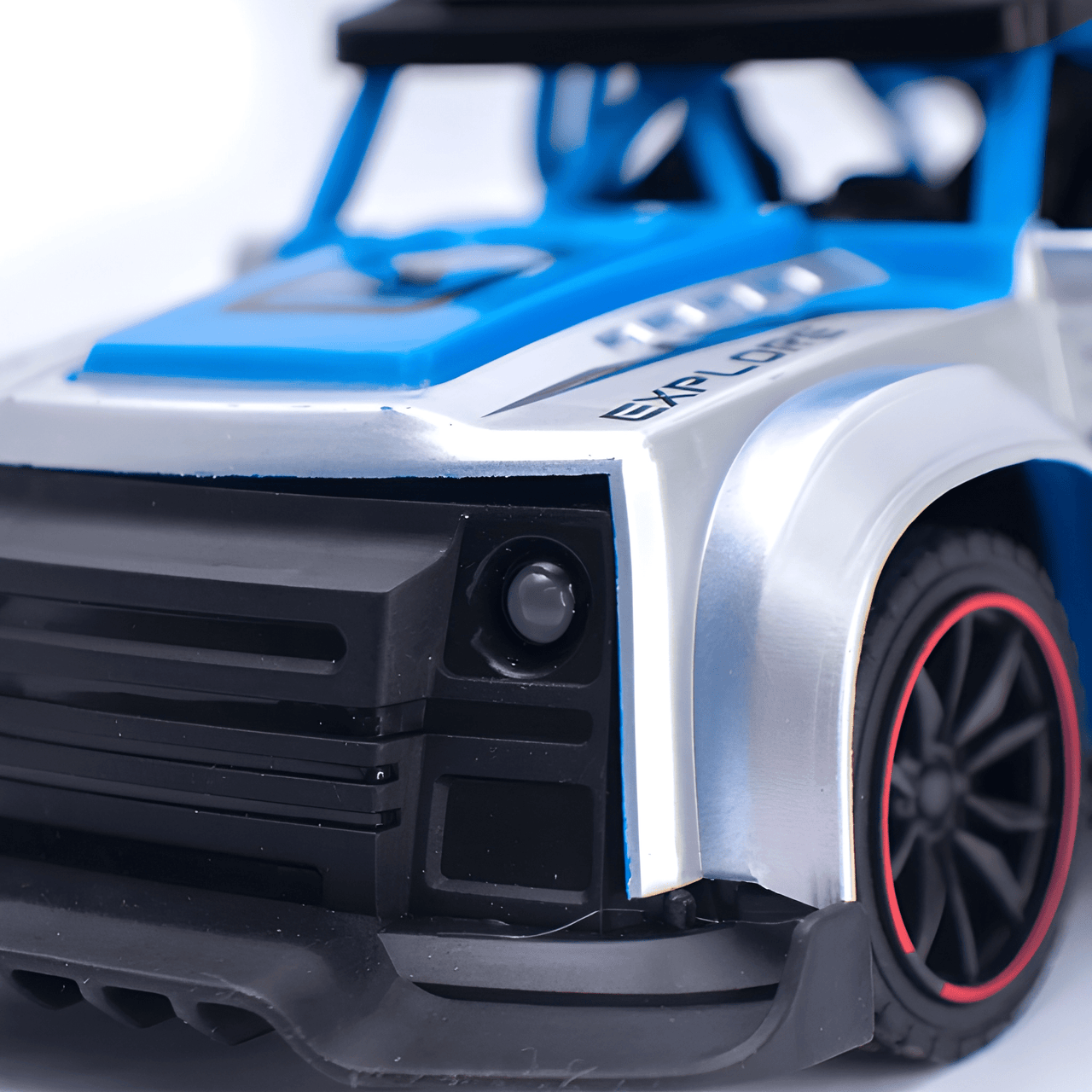 REMOTE CONTROL SPRAY CAR FOR KIDS