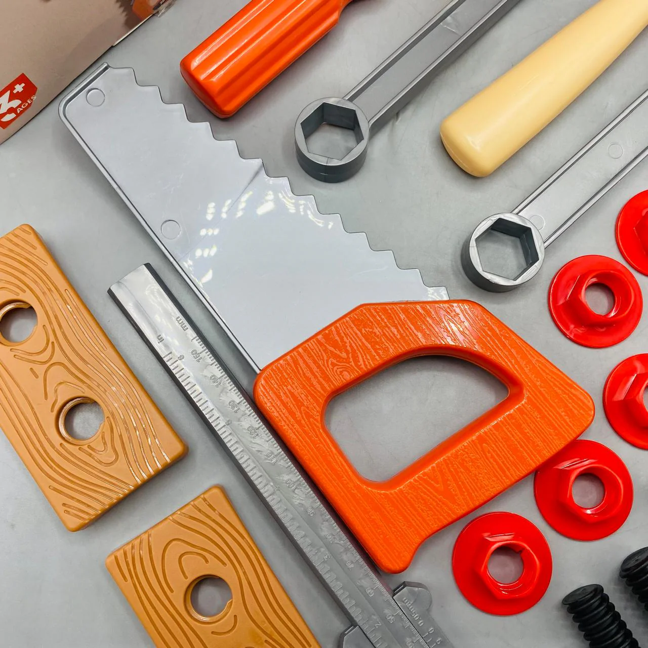 ENGINEERING TOOLS SET BRIEFCASE