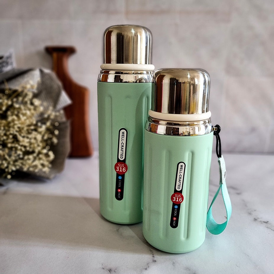PORTABLE THERMAL ISOLATION VACUUM WATER BOTTLE