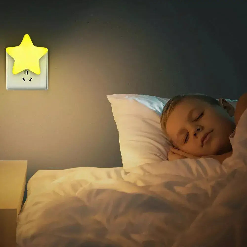 CUTE STAR LED PLUG-IN NIGHT LIGHT