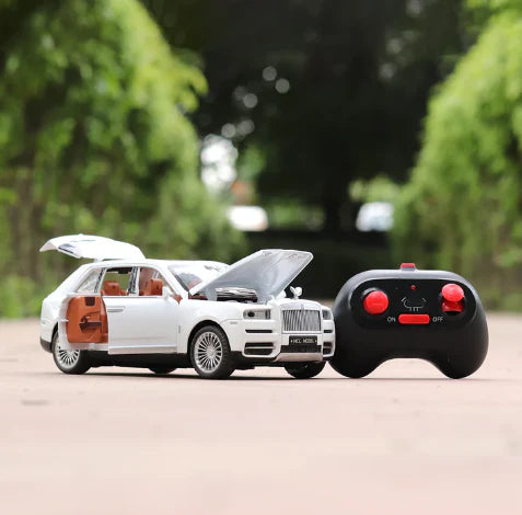 1:22 RC ROLLS ROYCE DIECAST CAR LIGHT AND SOUND WITH SMOKE EFFECT